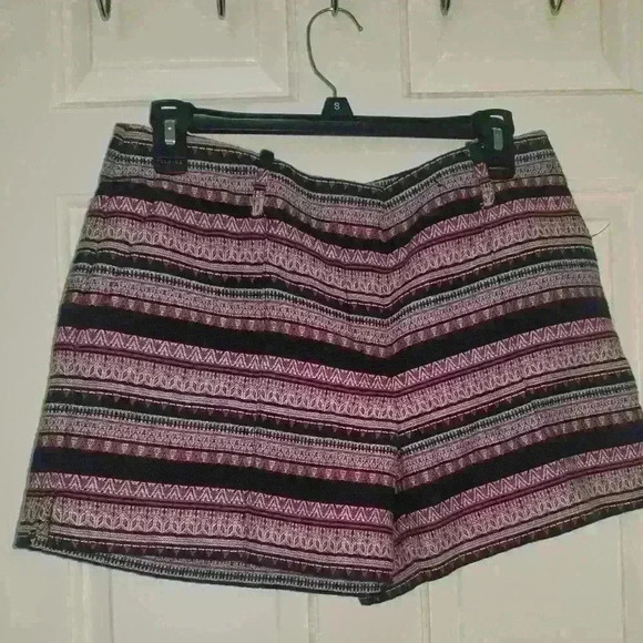 LOFT size 4 short - Picture 3 of 6